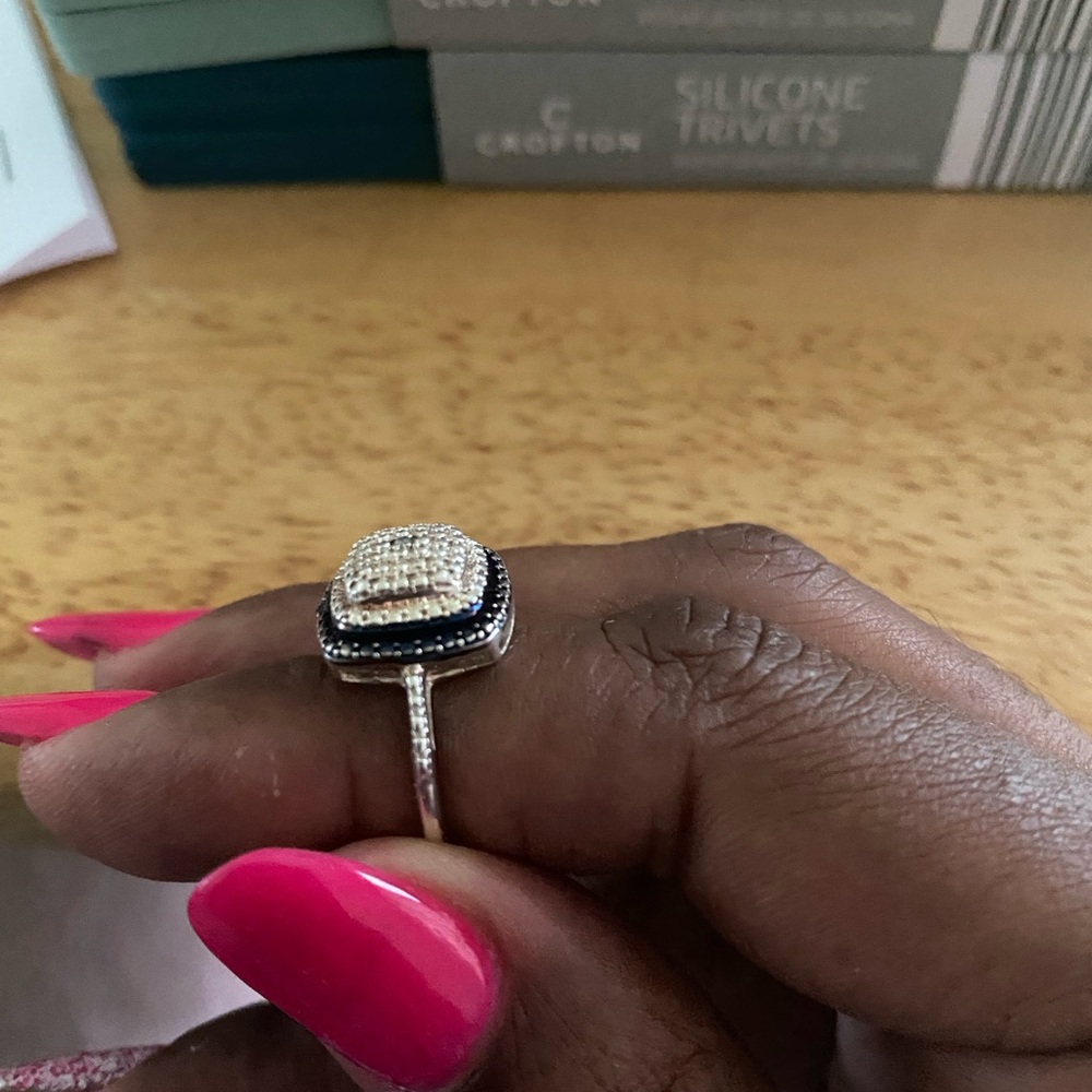 Sterling Silver ring - Picture 6 of 6